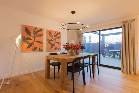 Photo of property in 4/146 Straven Road, Fendalton, Christchurch, 8014