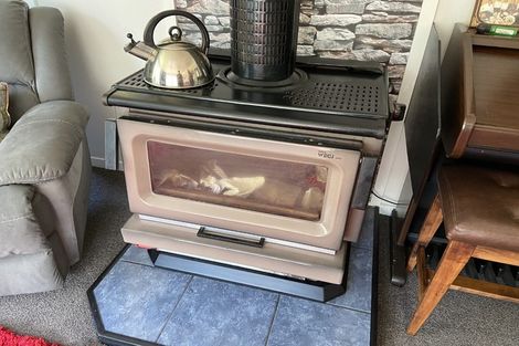 Photo of property in 206 Kelvin Street, Avenal, Invercargill, 9810