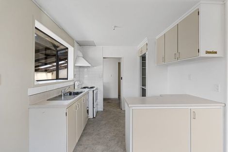 Photo of property in 17 Thames Street, Welbourn, New Plymouth, 4310