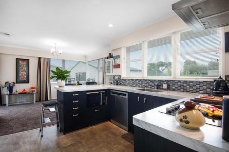 Photo of property in 3 Sutherland Crescent, Westbrook, Palmerston North, 4412