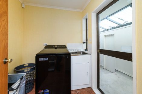 Photo of property in 83 Oroua Road, Kairanga, Palmerston North, 4475