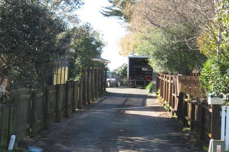 Photo of property in 23 Seaward Place, Wattle Downs, Auckland, 2103