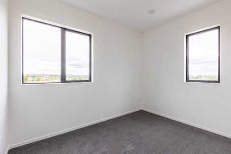 Photo of property in 7/77 Glenmore Road, Sunnyhills, Auckland, 2010