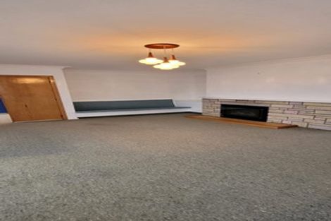 Photo of property in 8 Kitchener Terrace, Moturoa, New Plymouth, 4310