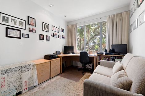Photo of property in 5/7 The Promenade, Takapuna, Auckland, 0622