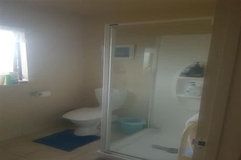 Photo of property in 1/9 Edgewater Grove, Orewa, 0931