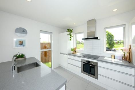 Photo of property in 50 Shillingford Boulevard, Rolleston, 7615