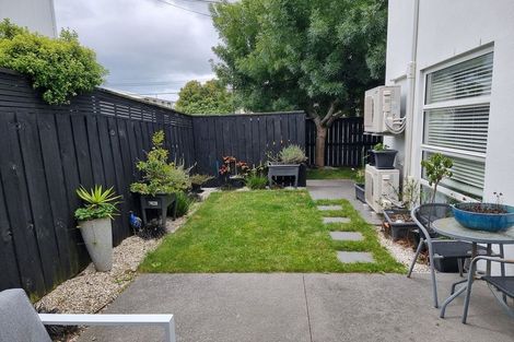 Photo of property in 535 Barbadoes Street, Edgeware, Christchurch, 8013