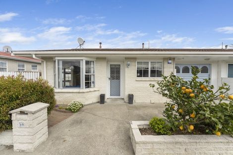 Photo of property in 30 Kent Street, Levin, 5510