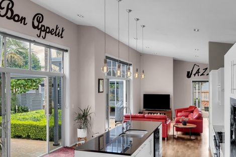 Photo of property in 5 Featherstone Drive, Flagstaff, Hamilton, 3210