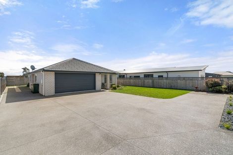 Photo of property in 12 Kotare Drive, Coastlands, Whakatane, 3120