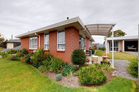 Photo of property in 32 Rolleston Street, Rakaia, 7710
