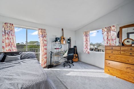 Photo of property in 23 Neems Place, Manurewa, Auckland, 2102