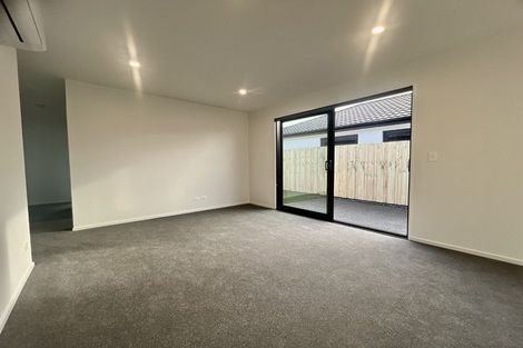 Photo of property in 1 Oakvale Lane, Halswell, Christchurch, 8025