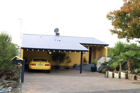 Photo of property in 23 Evelyn Road, Cockle Bay, Auckland, 2014