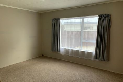 Photo of property in 56 Hamilton Drive, Waiuku, 2123