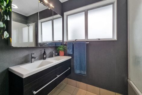 Photo of property in 410 Pukehangi Road, Pomare, Rotorua, 3015