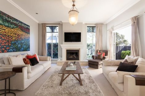 Photo of property in 20a Oceanbeach Road, Mount Maunganui, 3116