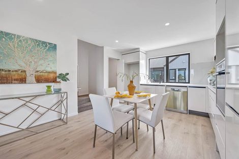 Photo of property in 2/25 Taikata Road, Te Atatu Peninsula, Auckland, 0610