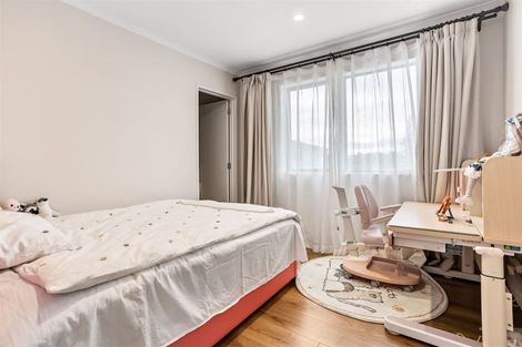 Photo of property in 297d Swanson Road, Ranui, Auckland, 0612