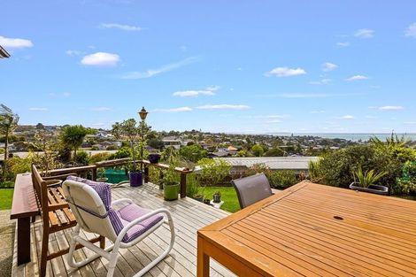 Photo of property in 9 Elizabeth Place, Mairangi Bay, Auckland, 0630