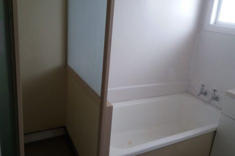 Photo of property in 2/5 Amandale Avenue, Mount Albert, Auckland, 1025