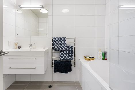 Photo of property in 30 Eaves Bush Parade, Orewa, 0931