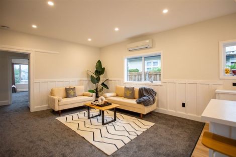 Photo of property in 37 Somerfield Street, Somerfield, Christchurch, 8024