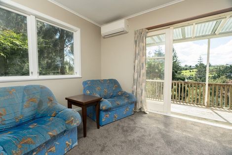 Photo of property in 53 Ogle Crescent, Te Kamo, Whangarei, 0112