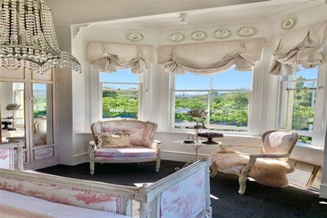 Photo of property in 22 Domain Road, Waipawa, 4210