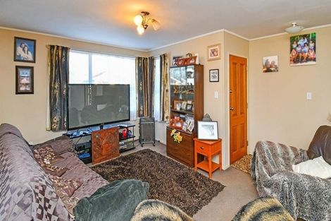 Photo of property in 9 Cathay Lane, Takanini, 2112