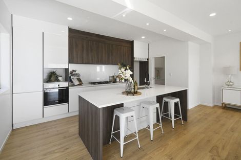 Photo of property in 21 Annmarie Avenue, Totara Park, Auckland, 2019
