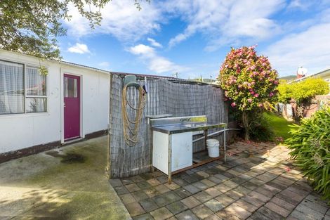 Photo of property in 98 Miro Street, Trentham, Upper Hutt, 5018