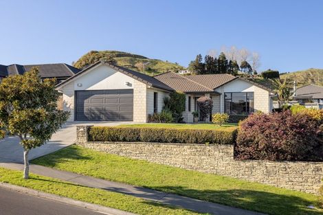 Photo of property in 11 Ballintoy Park Drive, Welcome Bay, Tauranga, 3175