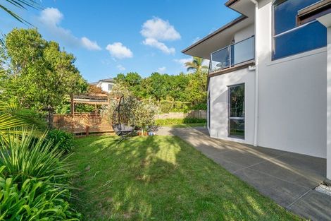 Photo of property in 81 Mt Lebanon Crescent, The Gardens, Auckland, 2105