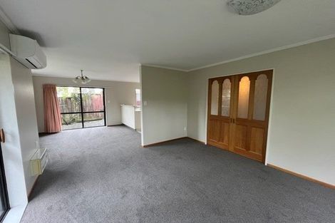 Photo of property in 15 Vincent Street, Waterloo, Lower Hutt, 5011