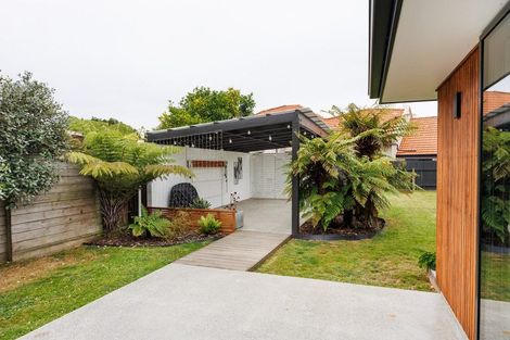 Photo of property in 91 Fitzroy Street, Terrace End, Palmerston North, 4410