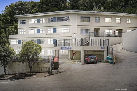 Photo of property in Parkland Flats, 17/51 Adams Terrace, Kelburn, Wellington, 6021