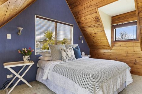 Photo of property in 6 Avon Close, Richmond Heights, Taupo, 3330