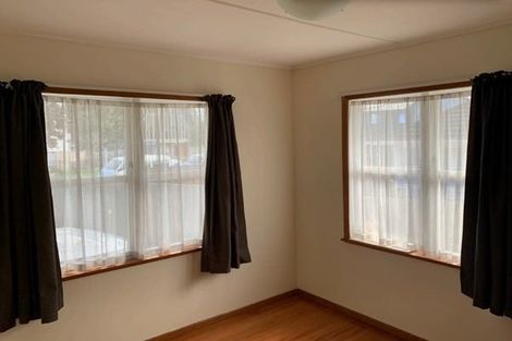 Photo of property in 1/85 Taikata Road, Te Atatu Peninsula, Auckland, 0610