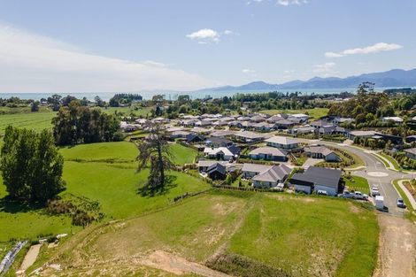 Photo of property in 1 Les Wakefield Road, Mapua, 7005