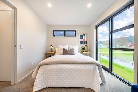 Photo of property in 35 Te Ara O Papatahi, Wainuiomata, Lower Hutt, 5014