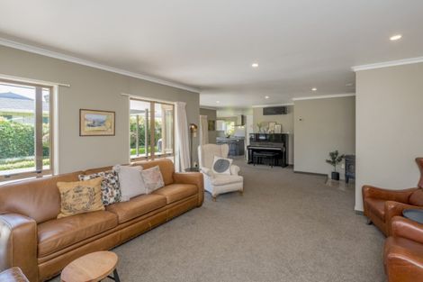 Photo of property in 8a Dee Street, Levin, 5510