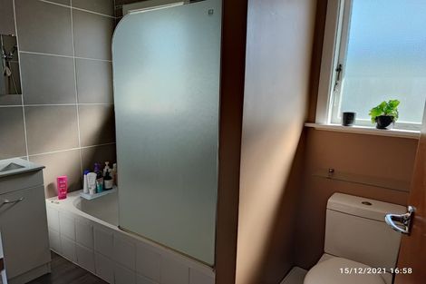 Photo of property in 54 Megan Avenue, Pakuranga Heights, Auckland, 2010