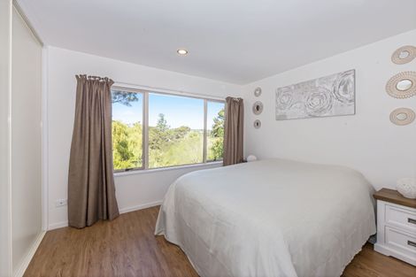 Photo of property in 1/206 Manuka Road, Bayview, Auckland, 0629