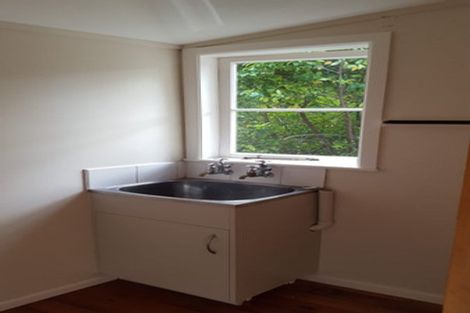 Photo of property in 5 Fawcett Road, Laingholm, Auckland, 0604