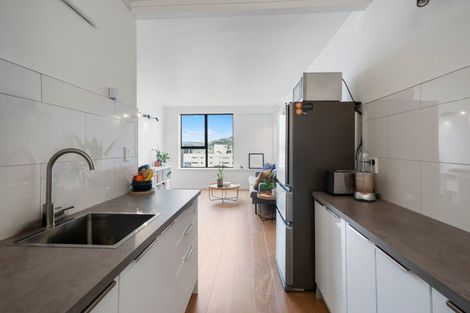 Photo of property in 70 Hobson Street, Thorndon, Wellington, 6011