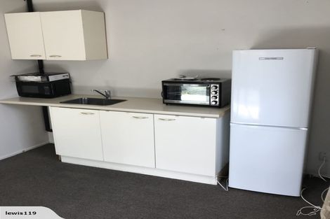 Photo of property in 21 Piko Crescent, Riccarton, Christchurch, 8041