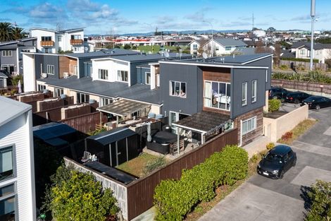 Photo of property in 24 Station Street, Hobsonville, Auckland, 0616