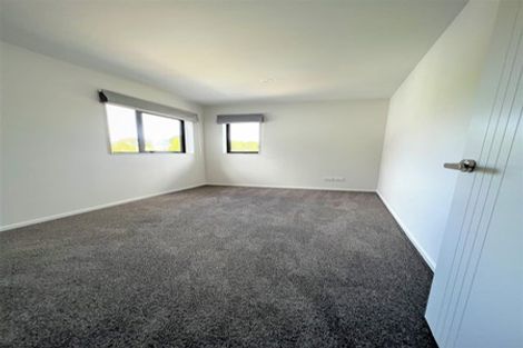 Photo of property in 17b Lavery Place, Sunnynook, Auckland, 0632